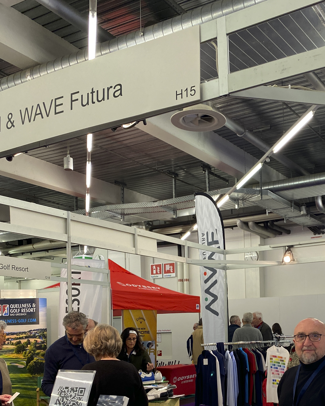 Stand Wave Futura 1